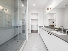 800 Embassy DR 337, Austin TX 78702
