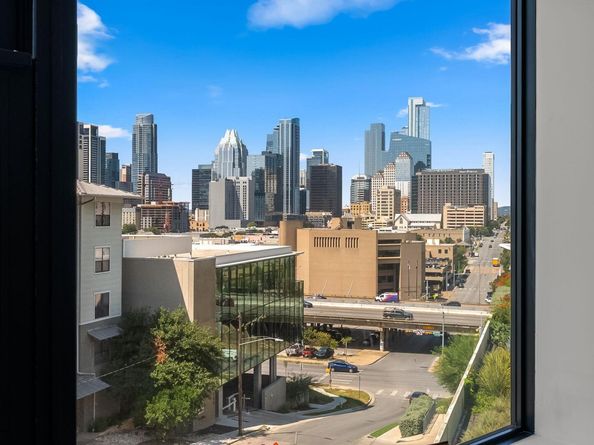 800 Embassy DR 337, Austin TX 78702