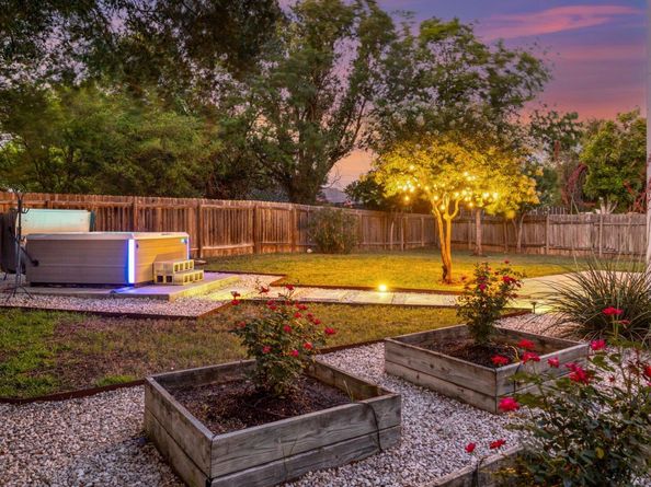 2616 Aylesbury LN, Austin TX 78745