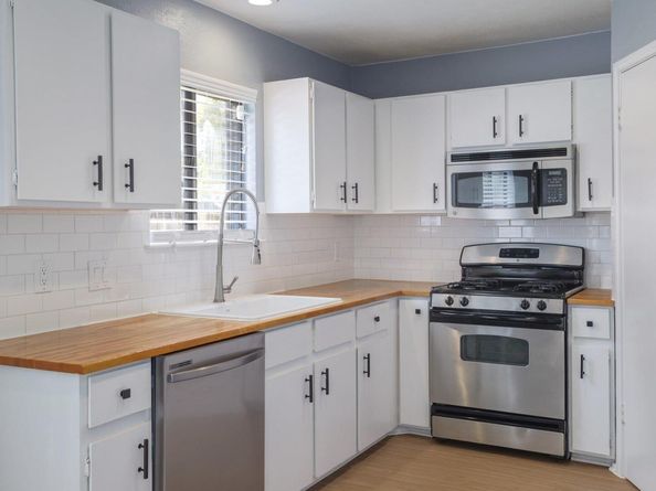 2616 Aylesbury LN, Austin TX 78745