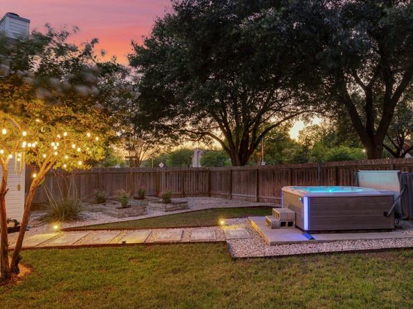 2616 Aylesbury LN, Austin TX 78745