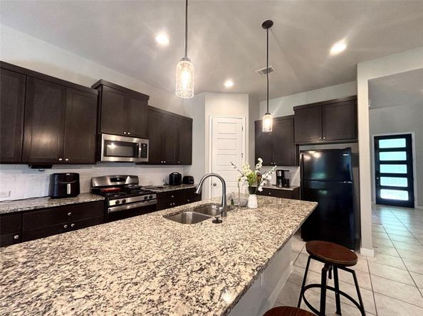 2017 Palmera Ridge Blvd, 2017 Palmera Ridge Blvd BLVD, Leander TX 78641