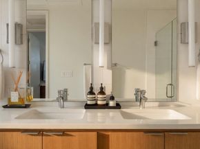 1322 E 12th ST 305, Austin TX 78702