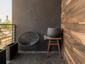 1322 E 12th ST 305, Austin TX 78702