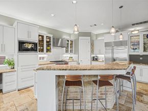 816 Stonewall Ridge LN, Austin TX 78746