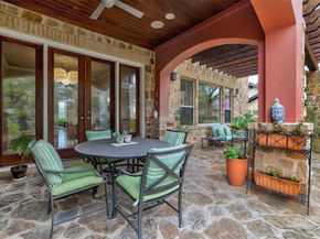 816 Stonewall Ridge LN, Austin TX 78746