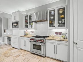 816 Stonewall Ridge LN, Austin TX 78746