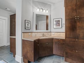 816 Stonewall Ridge LN, Austin TX 78746