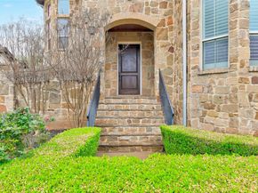 816 Stonewall Ridge LN, Austin TX 78746