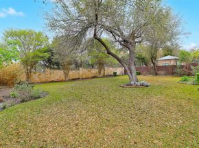 816 Stonewall Ridge LN, Austin TX 78746