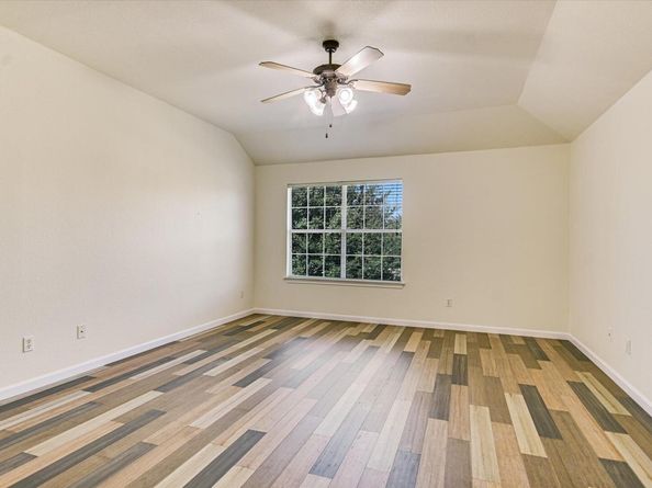 905 Balmoral Castle CT, Pflugerville TX 78660