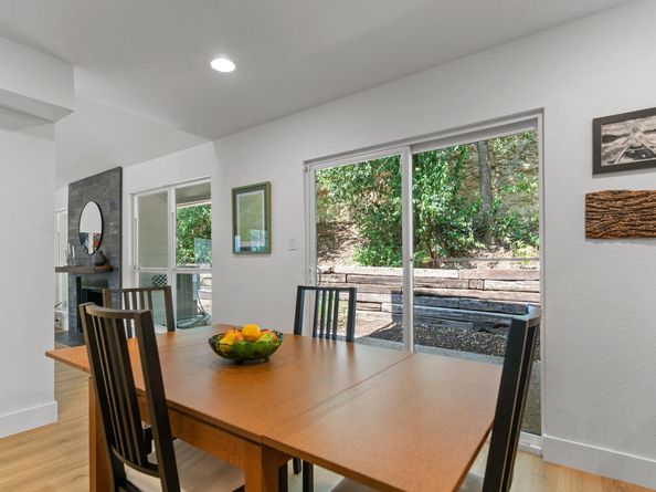 6805 Thorncliffe DR B, Austin TX 78731