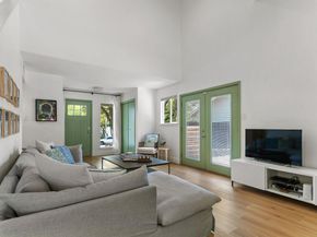 6805 Thorncliffe DR B, Austin TX 78731