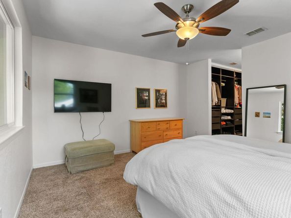 6805 Thorncliffe DR B, Austin TX 78731
