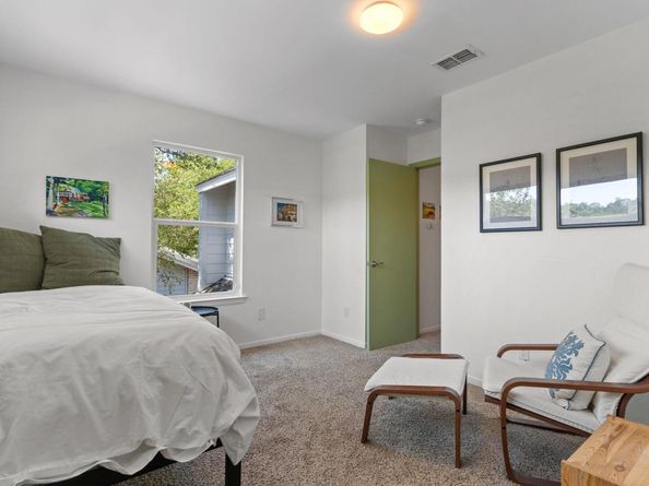 6805 Thorncliffe DR B, Austin TX 78731