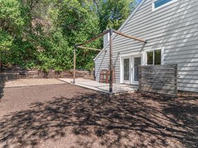 6805 Thorncliffe DR B, Austin TX 78731