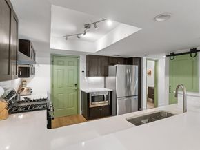 6805 Thorncliffe DR B, Austin TX 78731