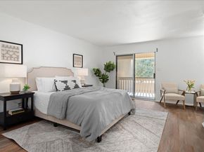 559 Demarett DR, Point Venture TX 78645