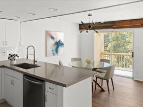 559 Demarett DR, Point Venture TX 78645