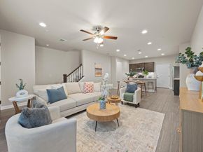 6814 E Riverside DR 104, Austin TX 78741