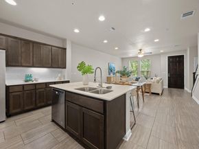 6814 E Riverside DR 104, Austin TX 78741