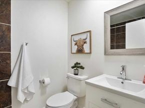 156 World Of Tennis SQ D167, Lakeway TX 78738