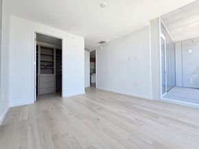 313 W 17th ST 1802, Austin TX 78701