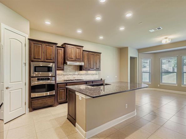 2216 Traditions CT, Leander TX 78641