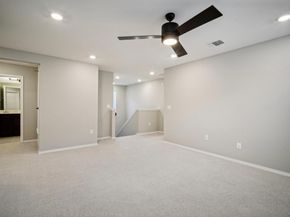 7102 Summer Tanager DR 16, Austin TX 78744