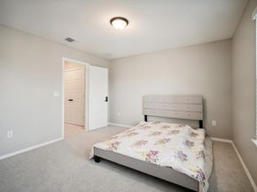 7102 Summer Tanager DR 16, Austin TX 78744