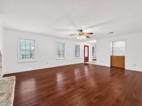 1607 Garnaas DR, Austin TX 78758