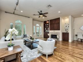 1529 Barton Springs RD 16, Austin TX 78704