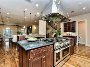 1529 Barton Springs RD 16, Austin TX 78704