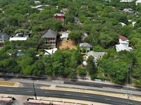 314 Le Grande Ave, Austin TX 78704