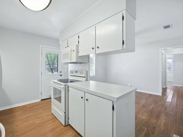 503 E 6th ST, Georgetown TX 78626
