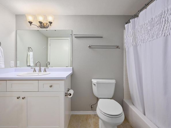 3839 Dry Creek DR 207, Austin TX 78731