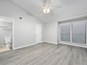 3839 Dry Creek DR 207, Austin TX 78731