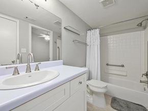 3839 Dry Creek DR 207, Austin TX 78731