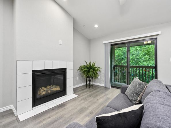 3839 Dry Creek DR 207, Austin TX 78731