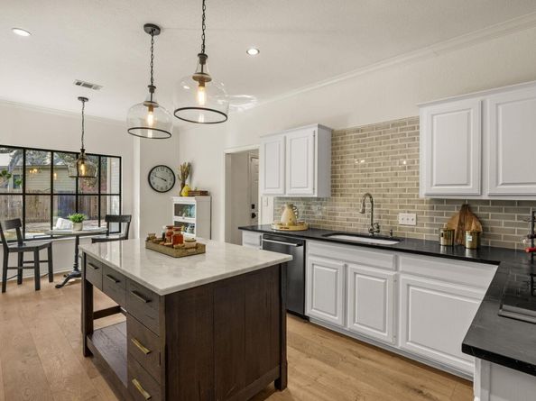10606 Beckwood DR, Austin TX 78726