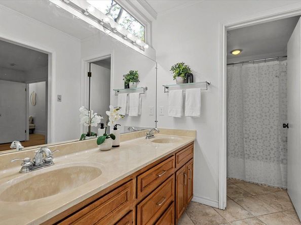 4831 Trail Crest CIR, Austin TX 78735