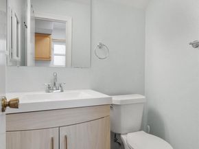 1015 E Yager LN 129, Austin TX 78753