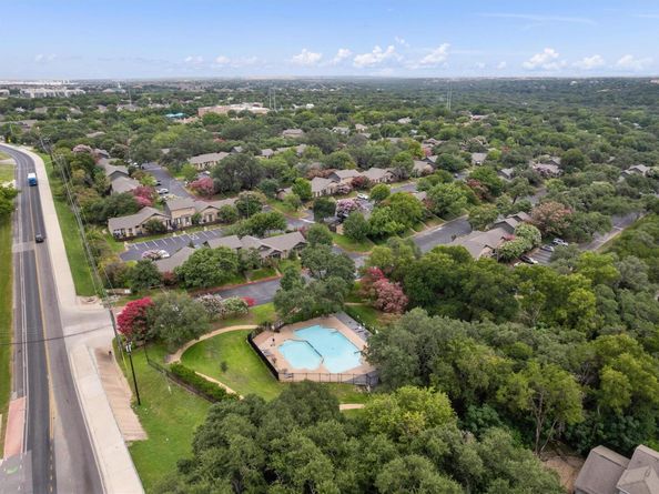 1015 E Yager LN 129, Austin TX 78753