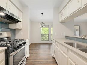 3839 SE Dry Creek DR 244, Austin TX 78731