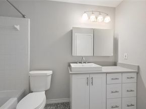 3839 SE Dry Creek DR 244, Austin TX 78731