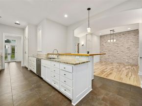 1205 Norwalk LN D, Austin TX 78703