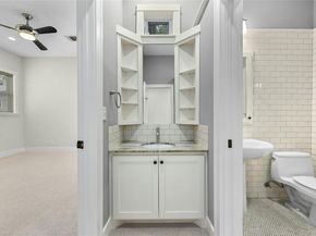 1205 Norwalk LN D, Austin TX 78703