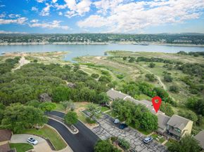 229 Comanche LN, Point Venture TX 78645