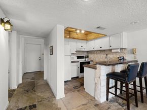229 Comanche LN, Point Venture TX 78645