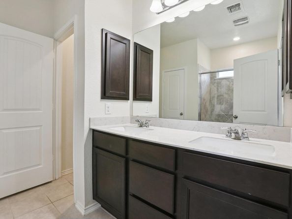 1249 Volente LN, Leander TX 78641
